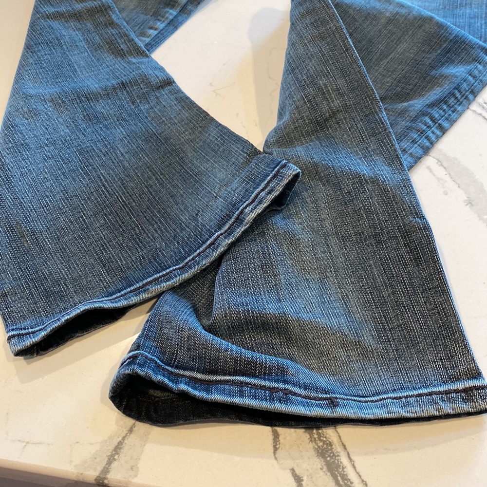 Cowgirl Tuff Jeans 33x32 - Picture 9 of 15